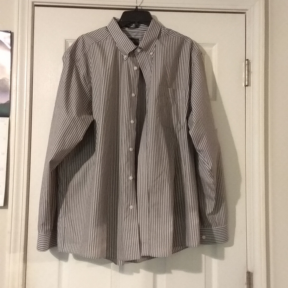 Eddie Bauer Other - 10/$20 HOST PICK NWOT Eddie Bauer XL Button Down Long Sleeve Shirt